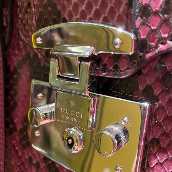Authentic Gucci snakeskin Lady lock season 43 - Picture 3 of 16